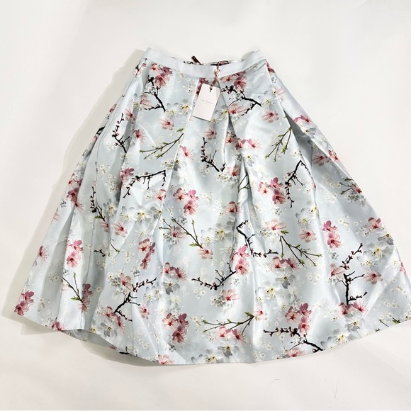 SOLD Ted Baker Oriental Blossom Tillye Burnout Flared Midi Skirt - Picture 3 of 10